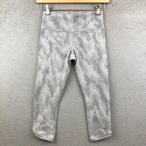 Athleta Womens Camo Gray Capri Leggings Size S
